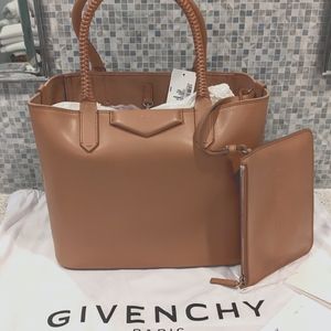 givenchy antigona small tote